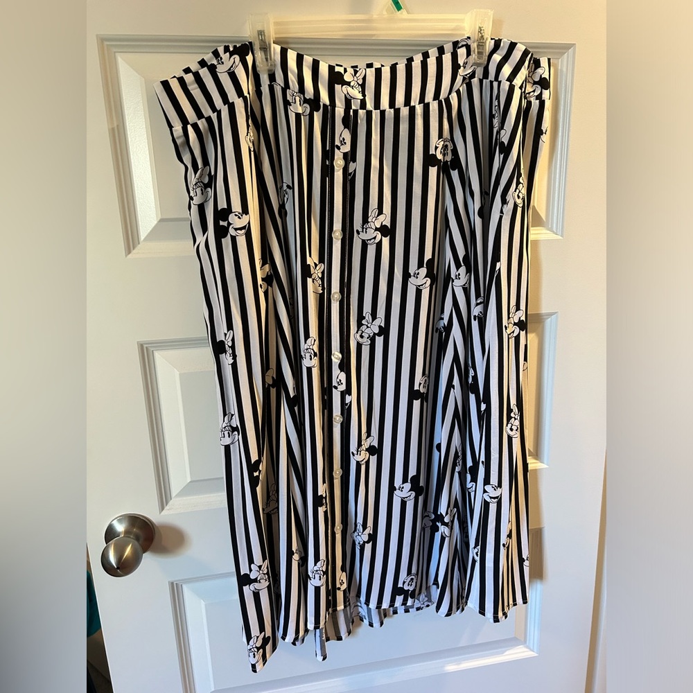 Disney Mickey & Minnie Black & White Stripe Challis Midi Skirt (Plus Size/NWT)